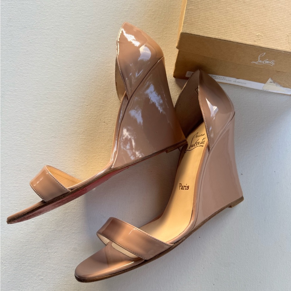 Christian Louboutin Nude Patent Leather Tan Wedge Sandals